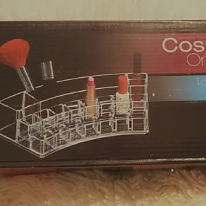 Make up organizer